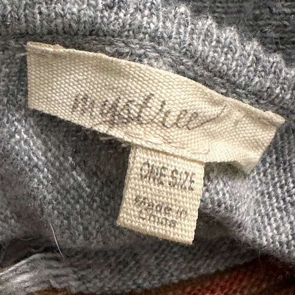 Mystree Womens Poncho Sweater OS Gray Cashmere Blend‎ Fringe Boho Hippie Western - Picture 12 of 13